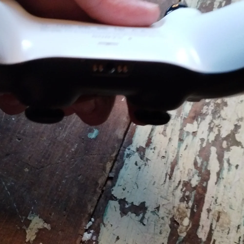 PlayStation 5 White PS5 controller (read description)